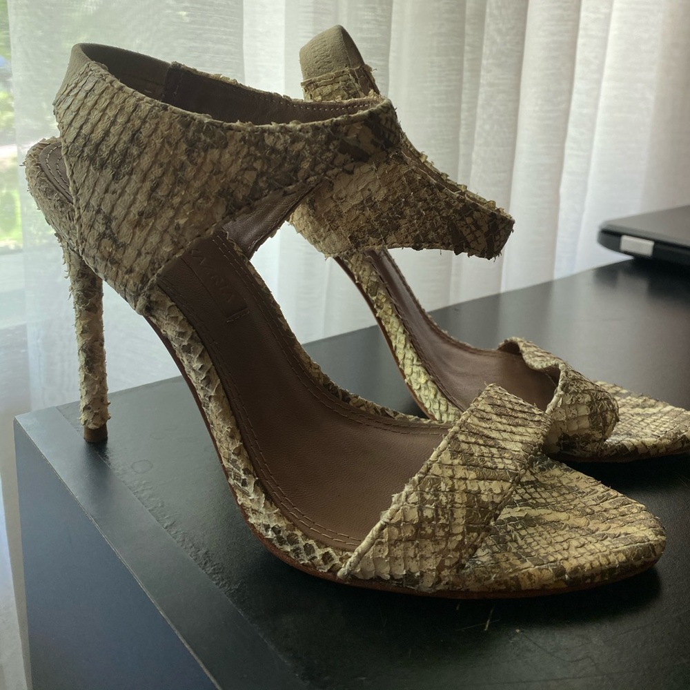 BCBG maxazria strapping snake heel